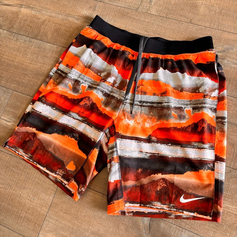 Nike Men's Volley Swim Trunks 9" Orange Lined Volleyball Size Large